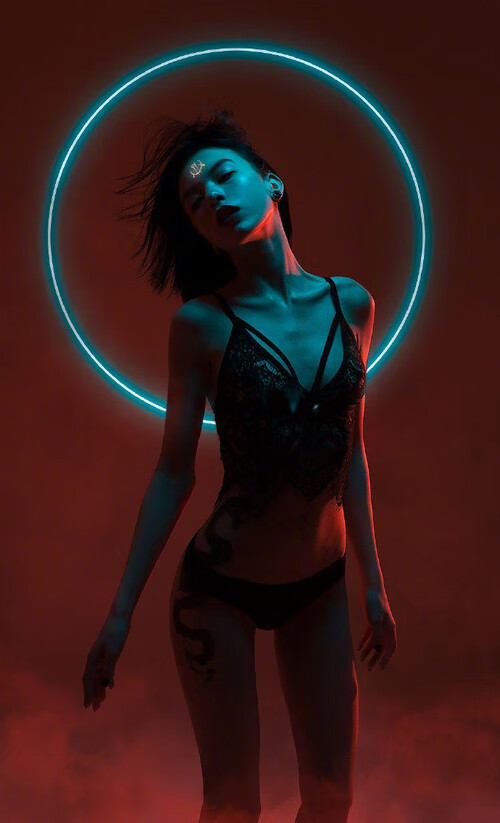 开云·Kaiyun网页版-佛罗伦萨是否应引入高质量中场组织者，佛罗伦萨球队主场