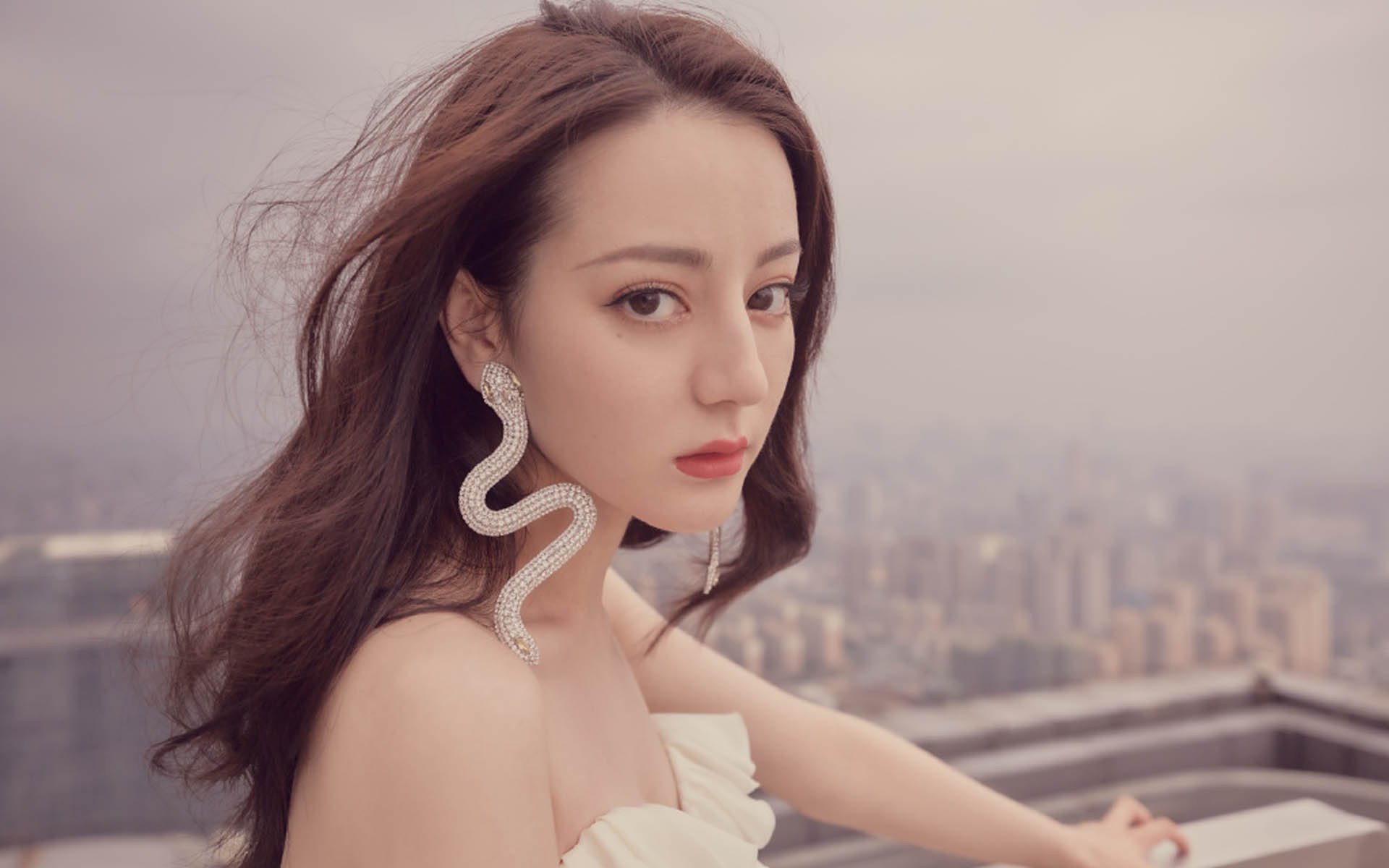 开云APP-意甲豪门巅峰对决：攻防两端精彩纷呈，意甲豪门有哪些