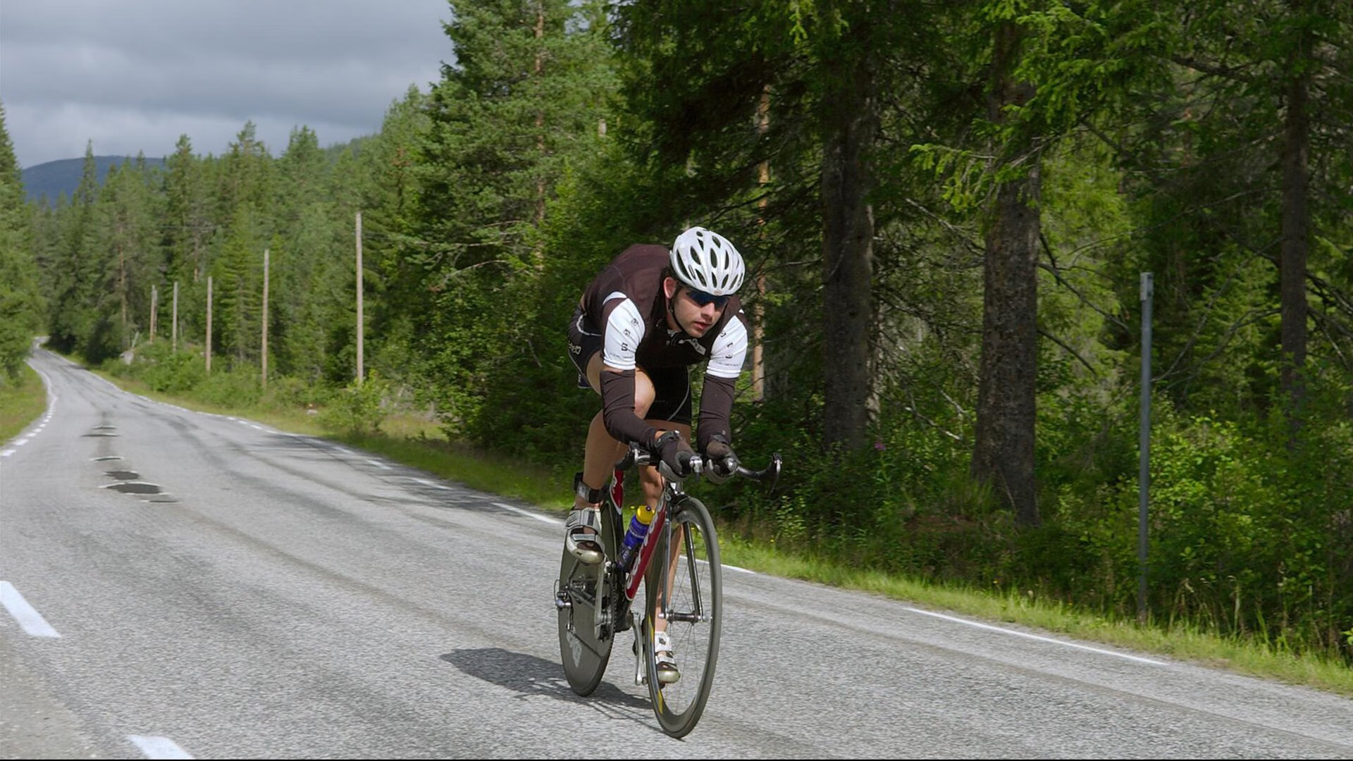 未来篮球:AI赋能的“智能训练”助力年轻人快速成长,篮球体智能