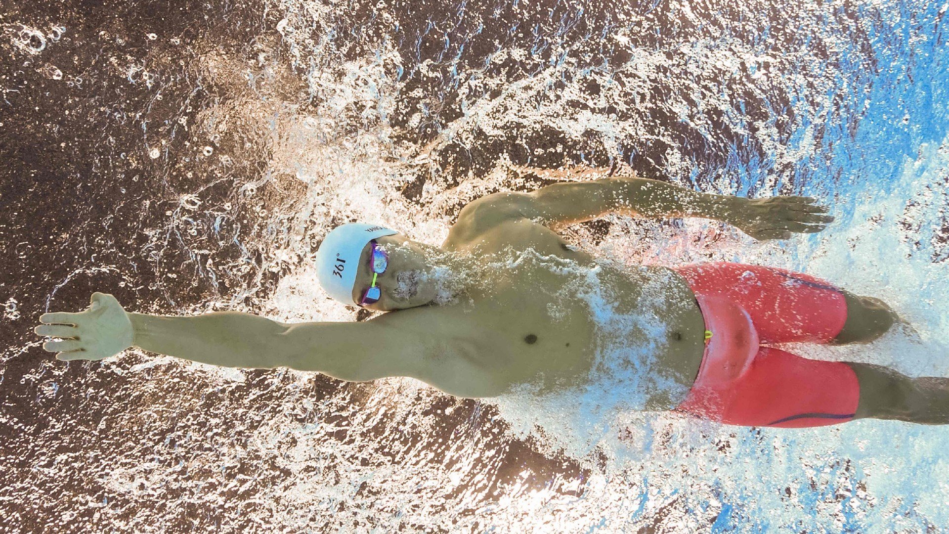 瑞士队斩获“雪地控球王”称号，瑞士滑雪队联名